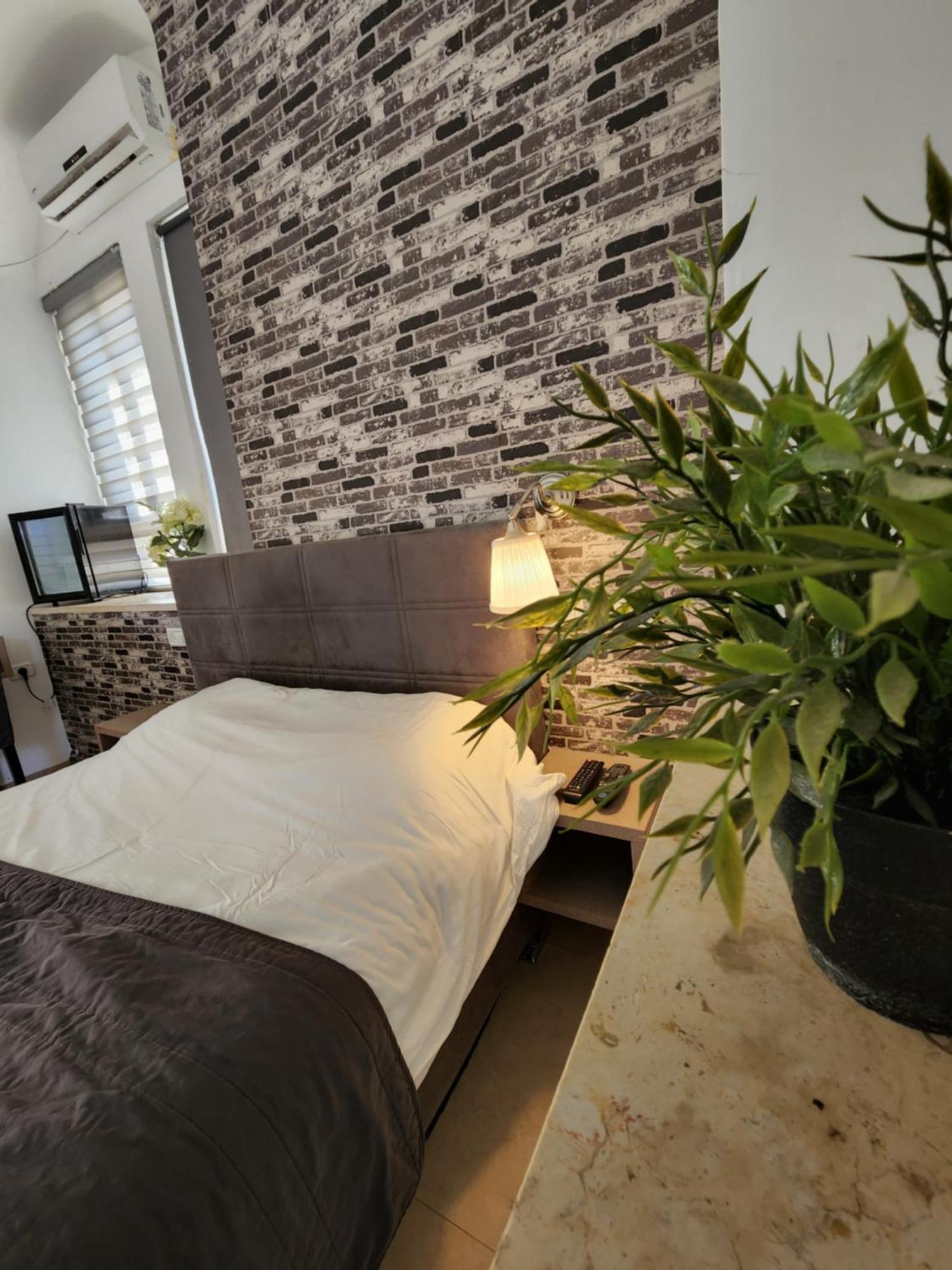 Ben Hillel Boutique Hotel Jerusalem Room photo